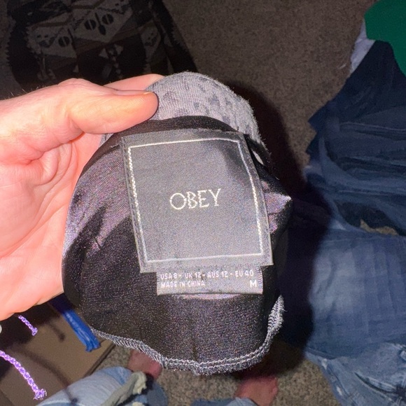 NWT obey blazer size 8/medium black and gray floral type pattern - Picture 4 of 4